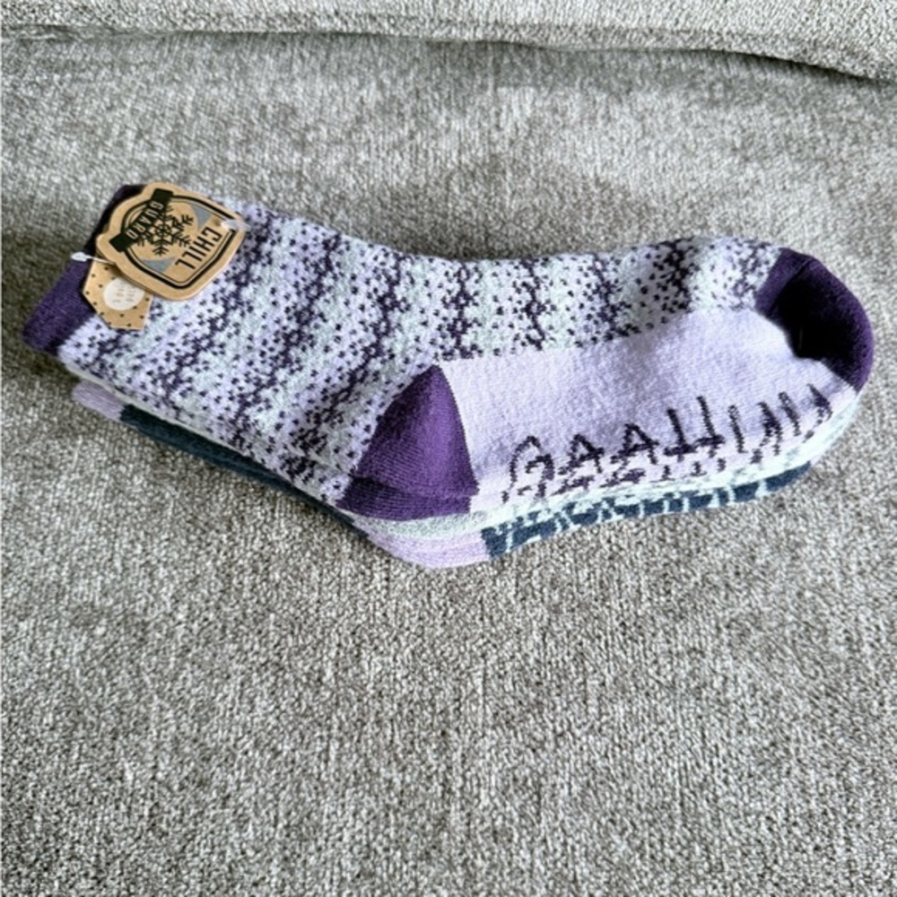 NWT GAA HUU 3-pk. Youth thermal insulated soft socks